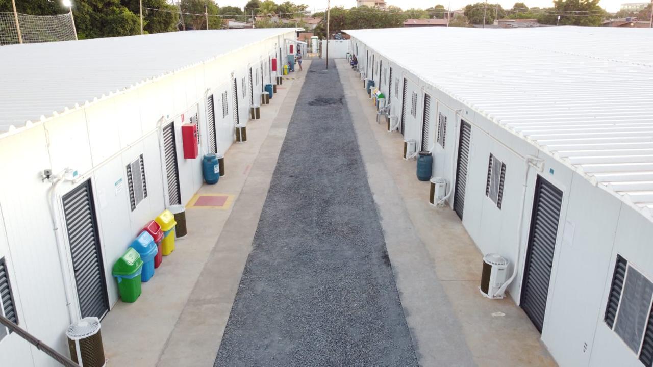 Dormitórios corridor